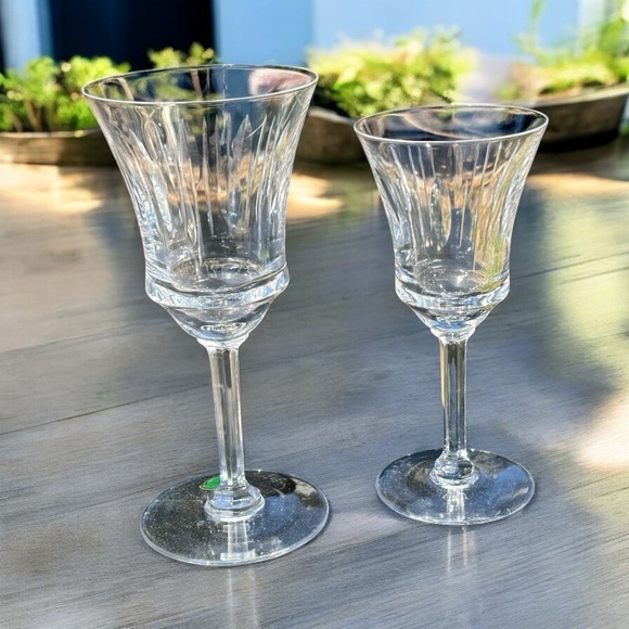 Vintage Phillips Cut Glass Co. Montreal, Canada. 6 Wine Goblets. 20 Piece Set. - Picture 4 of 10